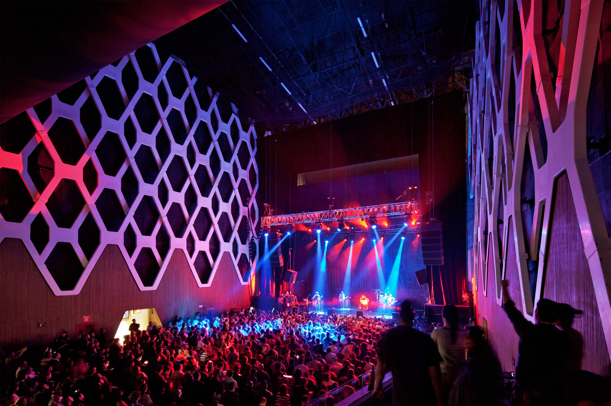 Galería El Plaza Condesa / Muñohierro + Esrawe Studio 1