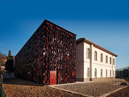 Nembro Library / Archea © Pietro Savorelli