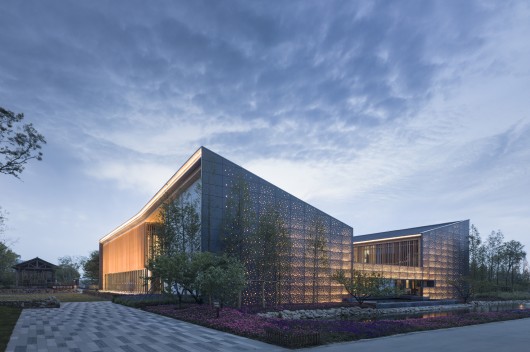 Wuxi Sales Center / UDG China © Yao Li